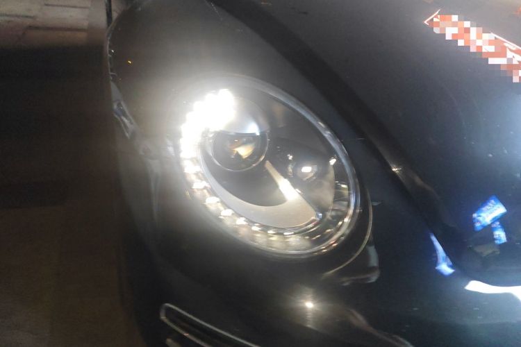 Used Volkswagen Beetle 2018 280TSI Zongle Model Right Front Headlight