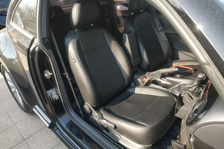 Used Volkswagen Beetle 2018 180TSI Yile Model Right Front Seat