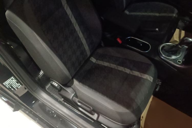 Used Volkswagen Beetle 2018 180TSI Yile Model Right Front Seat
