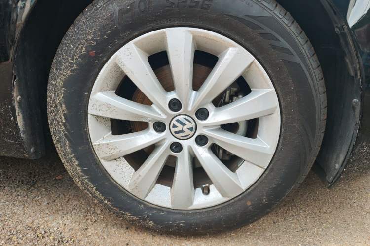 Used Volkswagen Beetle 2018 180TSI Yile Model Right Front Wheel Hub