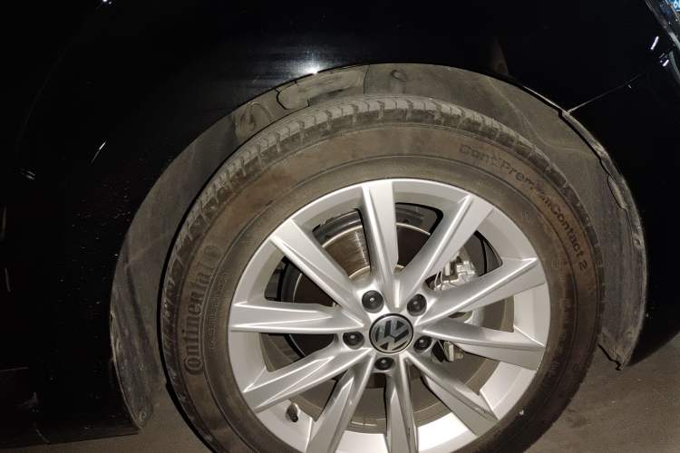 Used Volkswagen Beetle 2018 280TSI Zongle Model Right Front Wheel Hub