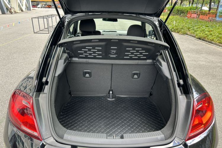 Used Volkswagen Beetle 2018 180TSI Yile Model Trunk