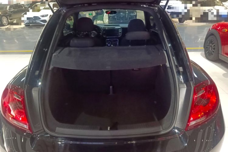 Used Volkswagen Beetle 2018 180TSI Yile Model Trunk
