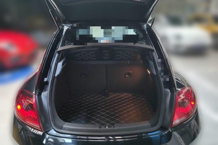 Used Volkswagen Beetle 2018 280TSI Zongle Model Trunk