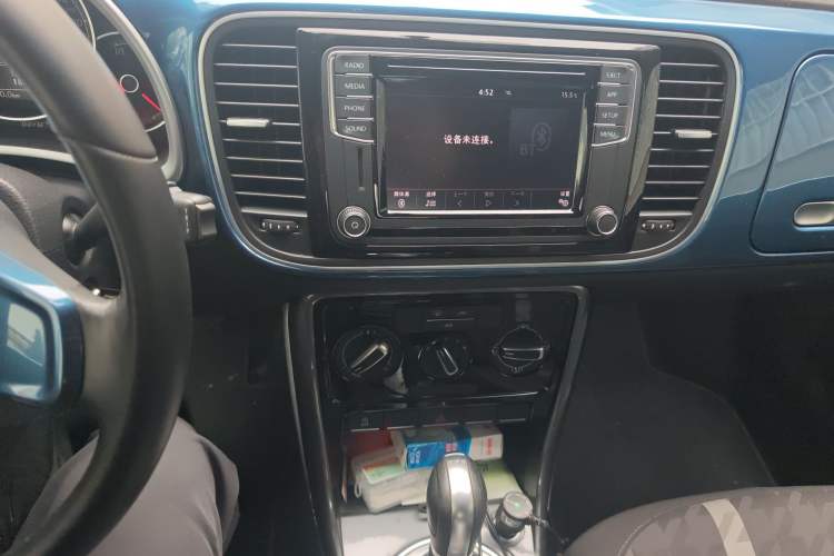 Used Volkswagen Beetle 2018 180TSI Yile Model Audio And AC Panel