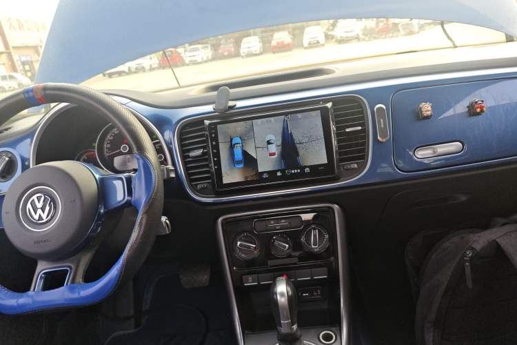 Used Volkswagen Beetle 2018 180TSI Yile Model Audio And AC Panel