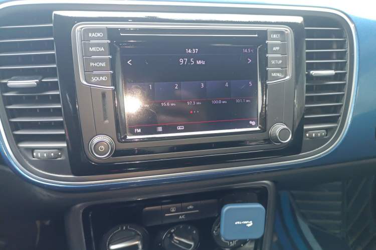 Used Volkswagen Beetle 2018 180TSI Yile Model Audio And AC Panel
