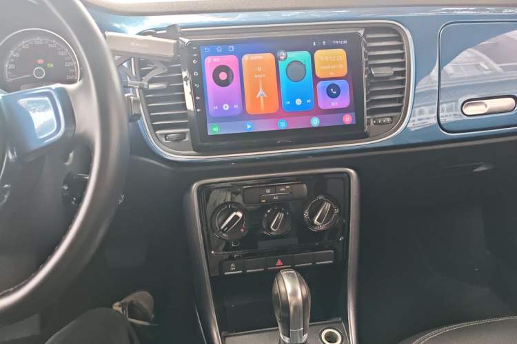 Used Volkswagen Beetle 2018 180TSI Yile Model Audio And AC Panel