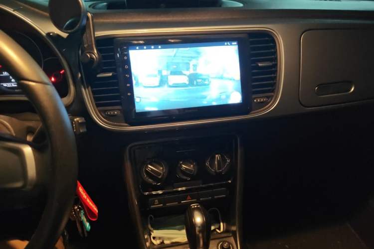 Used Volkswagen Beetle 2018 180TSI Yile Model Audio And AC Panel