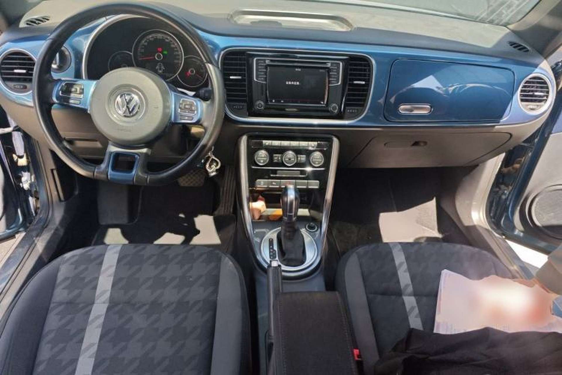 Used Volkswagen Beetle 2018 280TSI Zongle Model Center Console