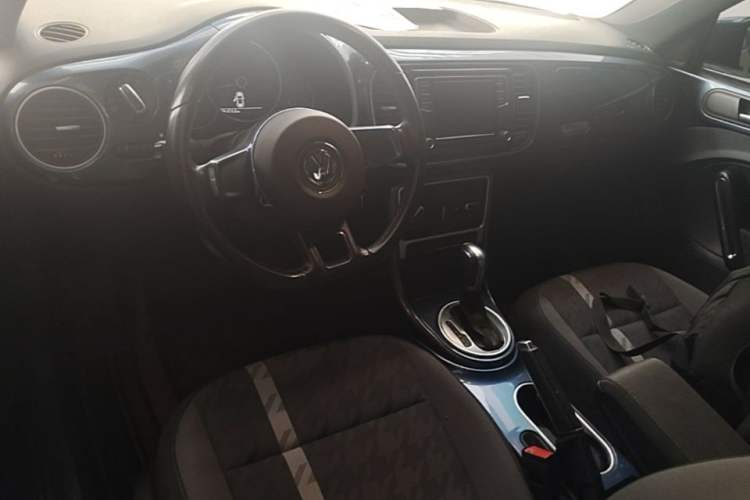 Used Volkswagen Beetle 2018 180TSI Yile Model Center Console