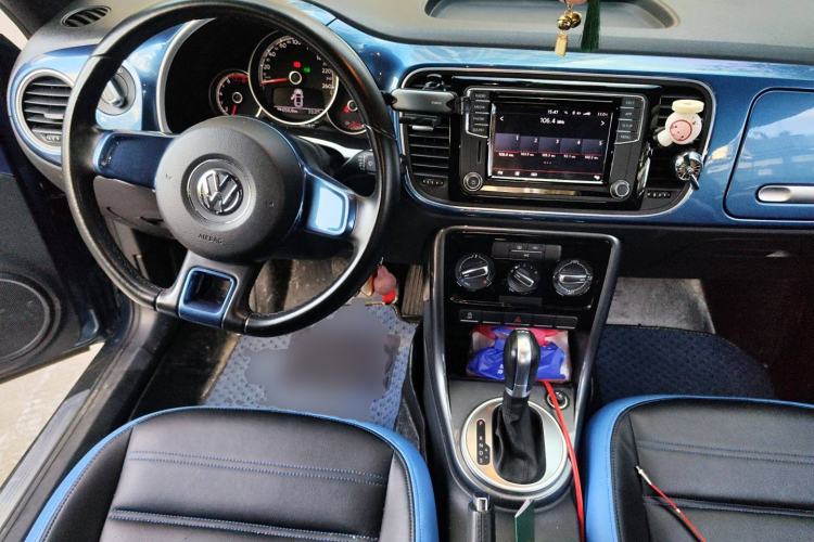 Used Volkswagen Beetle 2018 180TSI Yile Model Center Console