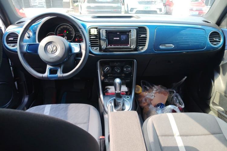 Used Volkswagen Beetle 2018 180TSI Yile Model Center Console