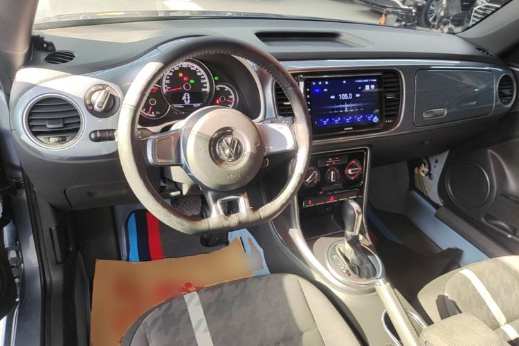 Used Volkswagen Beetle 2018 180TSI Yile Model Center Console