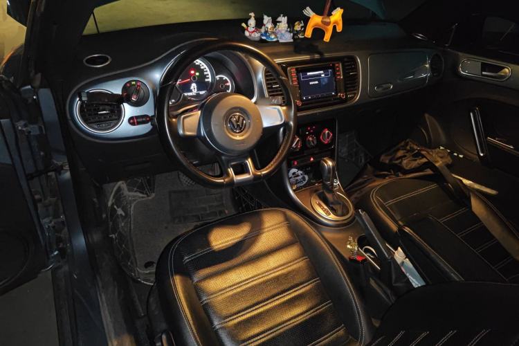 Used Volkswagen Beetle 2018 180TSI Yile Model Center Console