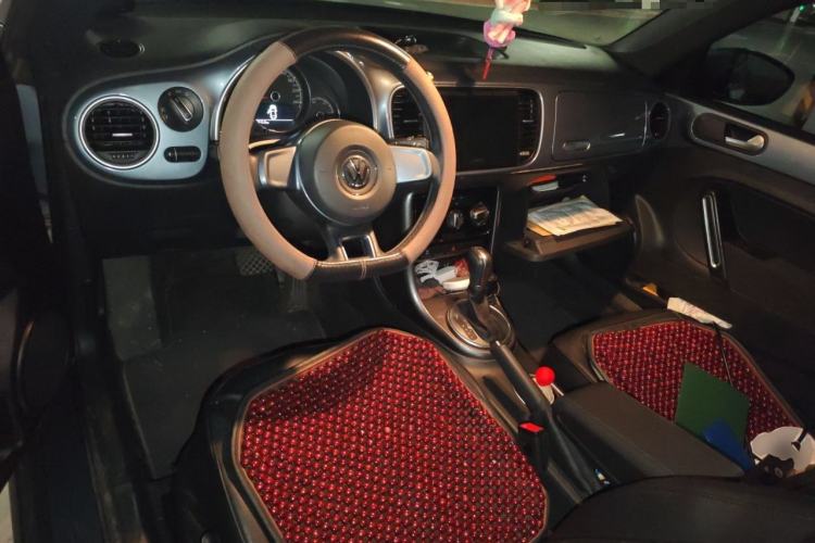 Used Volkswagen Beetle 2018 180TSI Yile Model Center Console