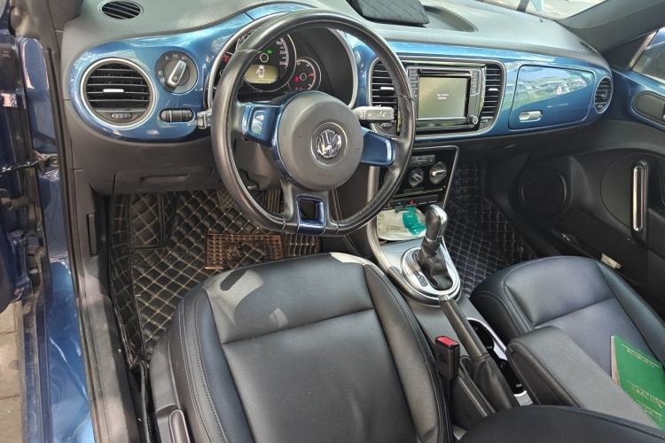 Used Volkswagen Beetle 2018 180TSI Shangle Model Center Console