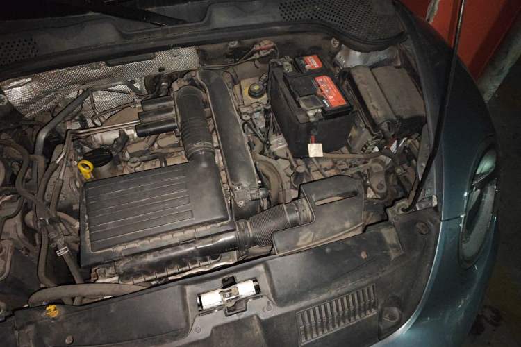 Used Volkswagen Beetle 2018 180TSI Yile Model Engine Bay Left