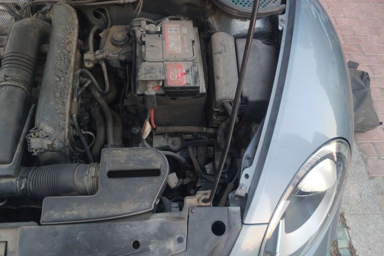 Used Volkswagen Beetle 2018 280TSI Zongle Model Engine Bay Left