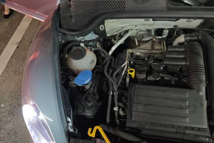 Used Volkswagen Beetle 2018 180TSI Yile Model Engine Bay Right