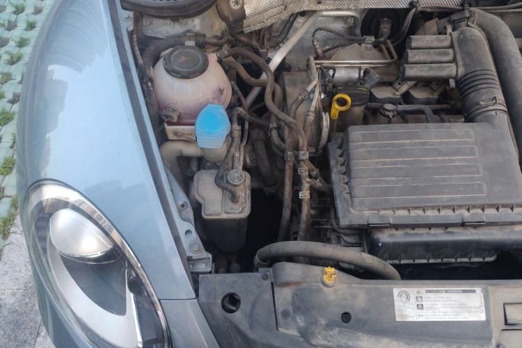 Used Volkswagen Beetle 2018 280TSI Zongle Model Engine Bay Right