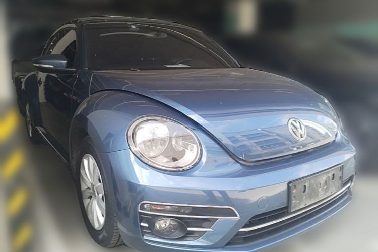 Used Volkswagen Beetle 2018 180TSI Yile Model Front Right 45 Deg