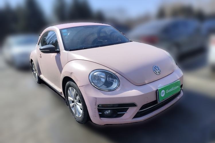 Used Volkswagen Beetle 2018 180TSI Yile Model Front Right 45 Deg