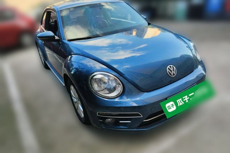 Used Volkswagen Beetle 2018 180TSI Yile Model Front Right 45 Deg