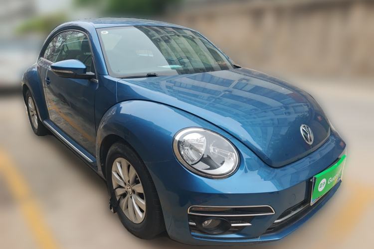 Used Volkswagen Beetle 2018 180TSI Yile Model Front Right 45 Deg