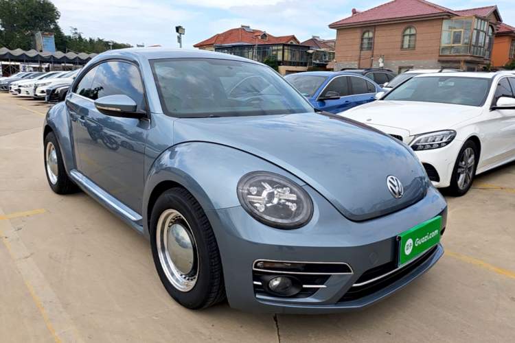 Used Volkswagen Beetle 2018 180TSI Yile Model Front Right 45 Deg