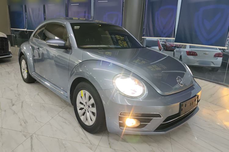 Used Volkswagen Beetle 2018 180TSI Yile Model Front Right 45 Deg