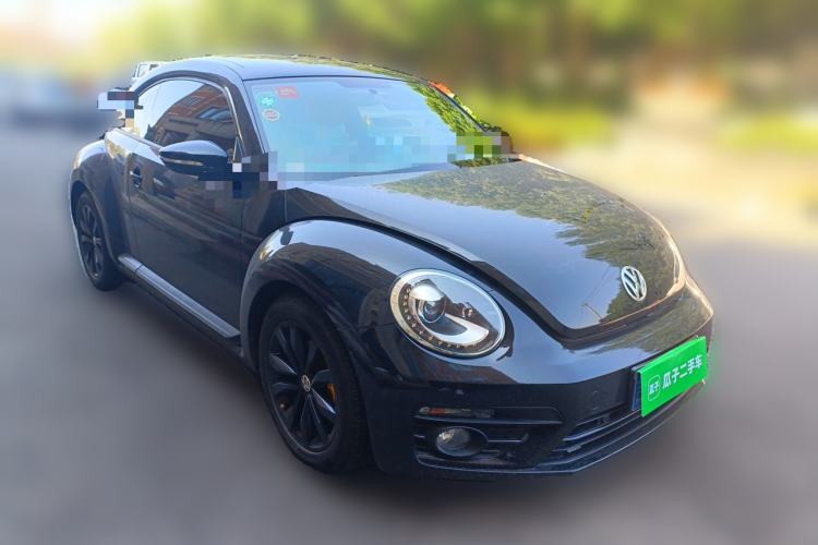 Used Volkswagen Beetle 2018 180TSI Obsidian Series Special Edition Front Right 45 Deg