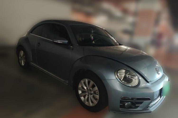 Used Volkswagen Beetle 2018 180TSI Yile Model Front Right 45 Deg
