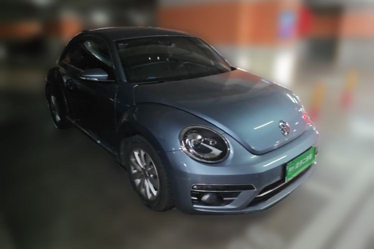 Used Volkswagen Beetle 2018 180TSI Yile Model Front Right 45 Deg