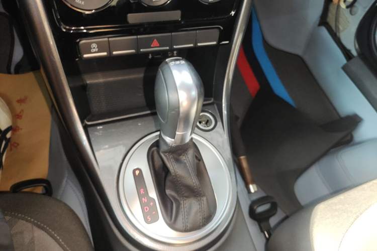 Used Volkswagen Beetle 2018 180TSI Yile Model Gear Lever