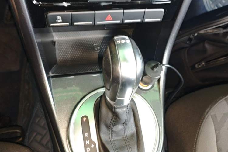 Used Volkswagen Beetle 2018 180TSI Yile Model Gear Lever