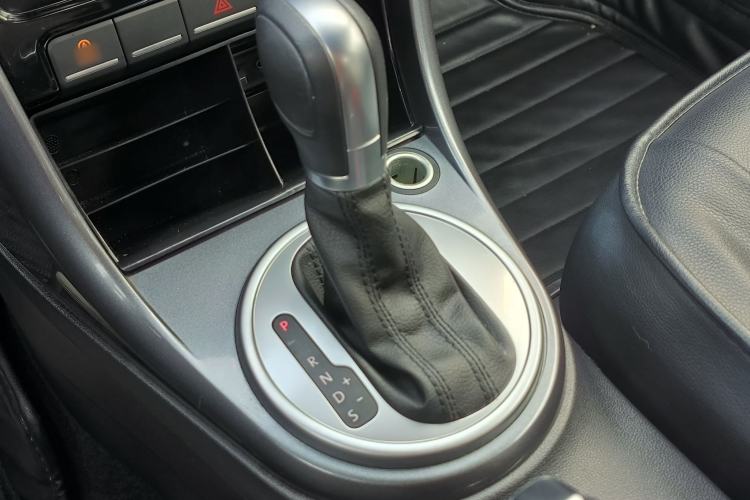 Used Volkswagen Beetle 2018 180TSI Yile Model Gear Lever