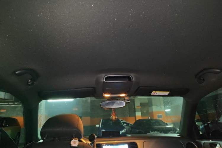 Used Volkswagen Beetle 2018 180TSI Yile Model Headliner
