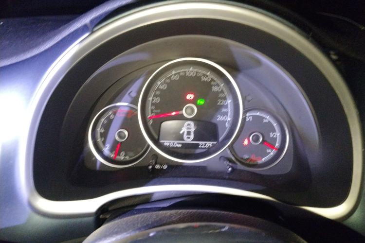 Used Volkswagen Beetle 2018 180TSI Shangle Model Instrument Cluster