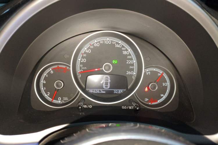 Used Volkswagen Beetle 2018 180TSI Shangle Model Instrument Cluster