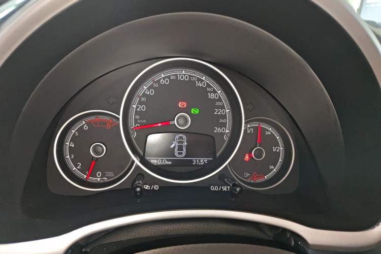 Used Volkswagen Beetle 2018 280TSI ZhiLe Trim Instrument Cluster