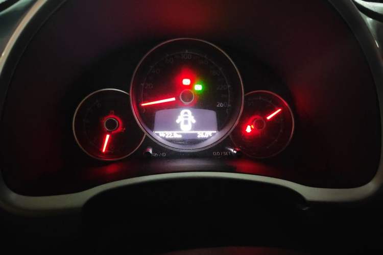 Used Volkswagen Beetle 2018 180TSI Yile Model Instrument Cluster