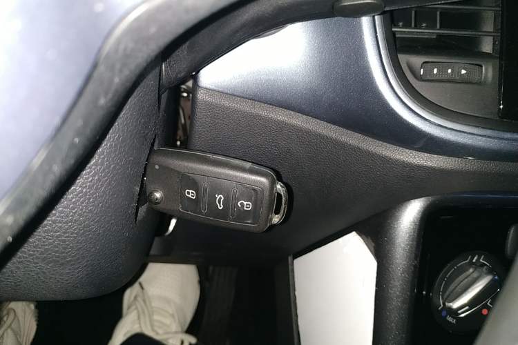 Used Volkswagen Beetle 2018 180TSI Yile Model Interior 1