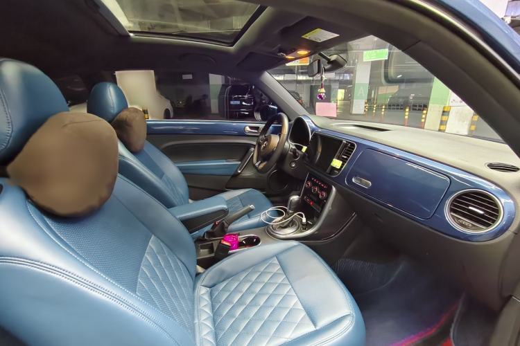 Used Volkswagen Beetle 2018 280TSI Zongle Model Interior 2