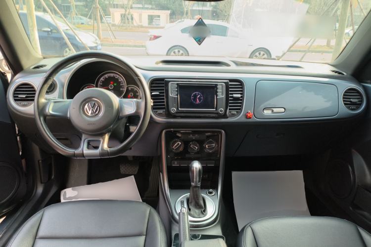 Used Volkswagen Beetle 2018 180TSI Yile Model Interior 2