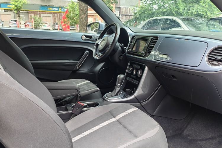 Used Volkswagen Beetle 2018 180TSI Yile Model Interior 3
