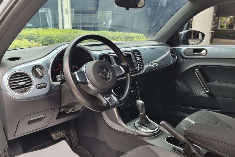 Used Volkswagen Beetle 2018 180TSI Yile Model Interior 3