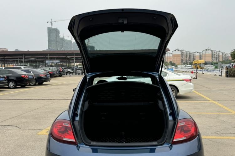 Used Volkswagen Beetle 2018 180TSI Yile Model Interior 3