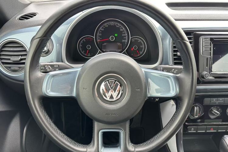 Used Volkswagen Beetle 2018 180TSI Yile Model Interior 3