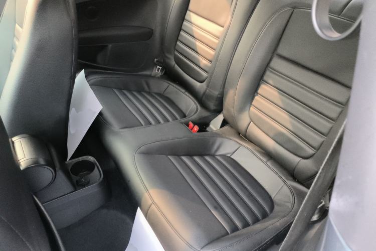 Used Volkswagen Beetle 2018 180TSI Yile Model Interior 4